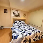 Goldenroom24